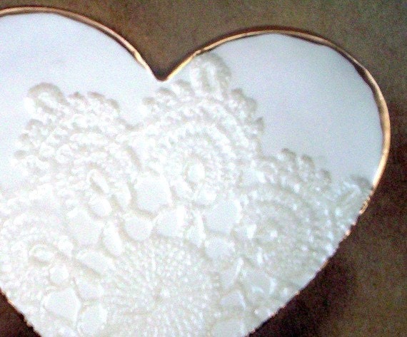 Ceramic Lace Heart Trinket Dish