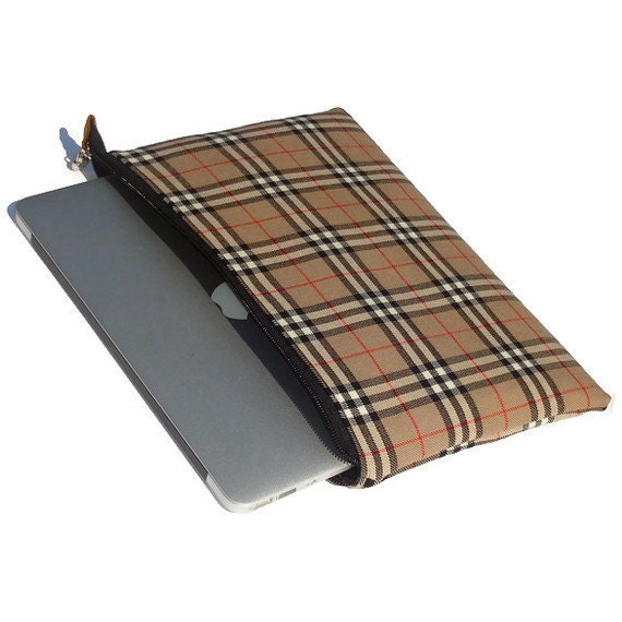 Macbook Air 13 sleeve  case non scratch zippered   tartan plaid