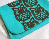 owl print pouch in teal 