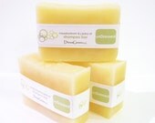 unDressed Shampoo Bar with Jojoba and Meadowfoam Seed Oils