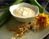 White Willow & Aloe Sunburn Soothing Lotion 8 oz Jar - Made with White Willow Bark, Comfrey Root, Calendula, Aloe Vera, Arrowroot