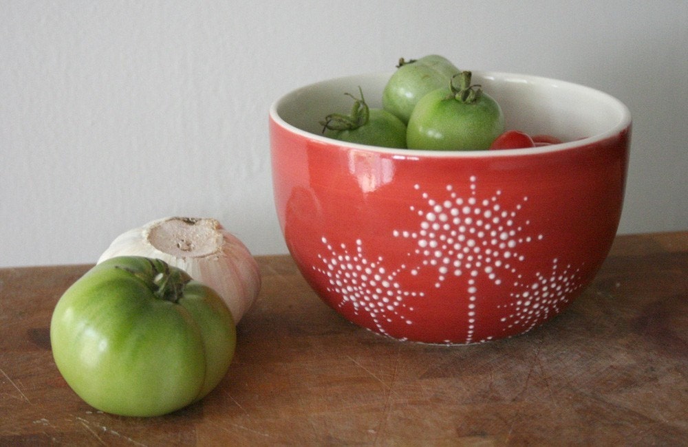 Latte Bowl in Red with Blooms