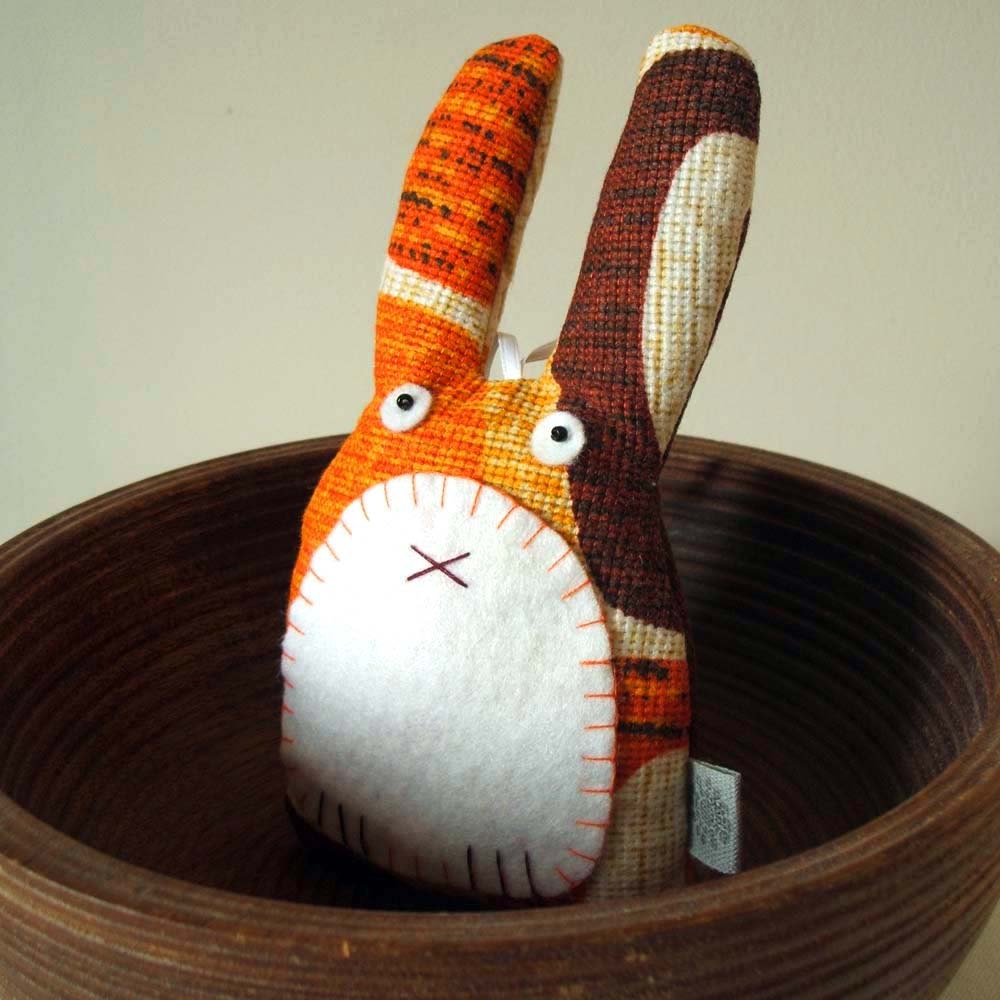 Lavender sachet rabbit handmade in amber and chocolate vintage fabric