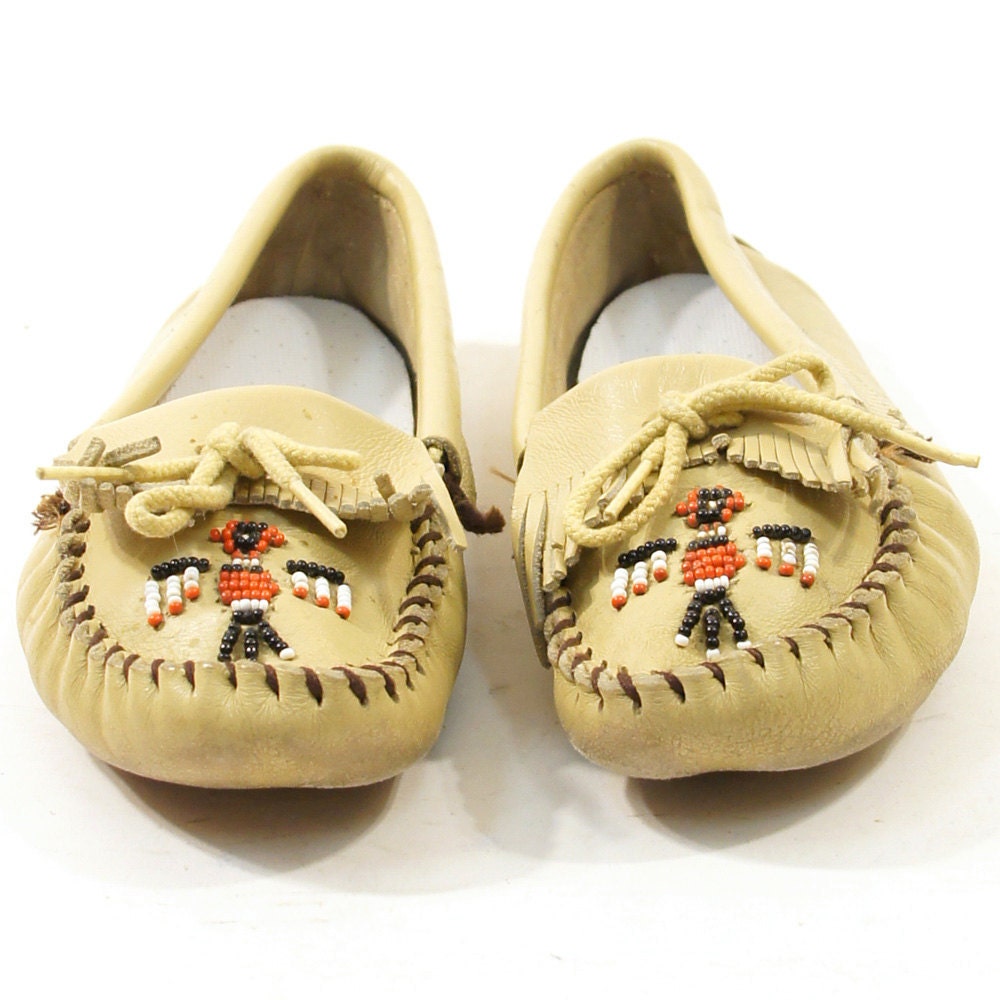 Minnetonka Moccasin Loafers with Beading & Fringe / Men's sz 7 / Women's sz 8