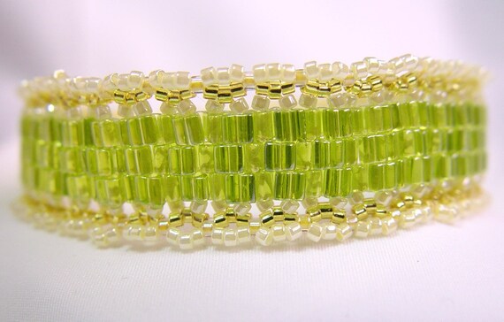 Spring Daffodil Bangle