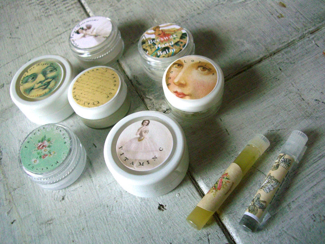 Beauty sample pack - 11 products - anti aging, moisturizing, exfolliating, cleansing, toning