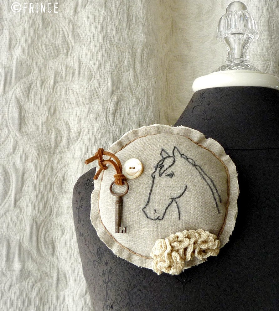 Rodeo Brooch - Wearable Fiber Art by Fringe