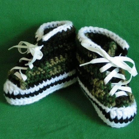 Baby Camo Sneaker Booties High Top Style Size 3-6 months