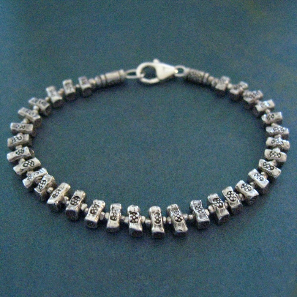 Thai Silver Chain of Daisies Bracelet