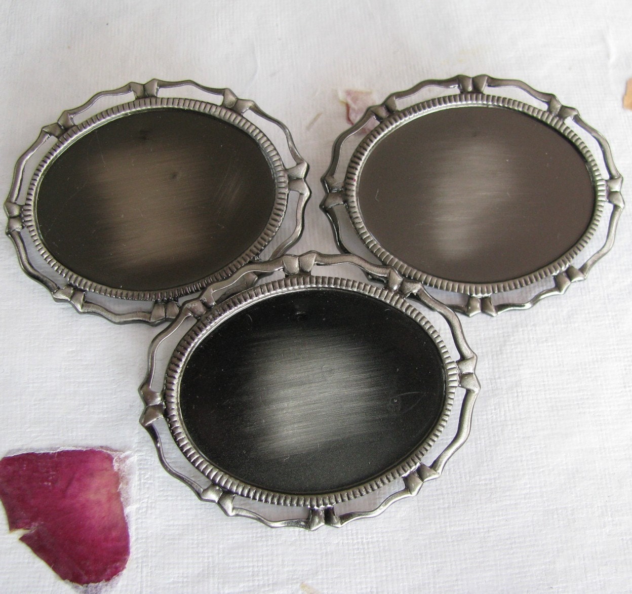 Three  Horizontal Cameo Settings 40x30 Antiqued Silver