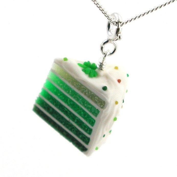 Shamrock cake necklace