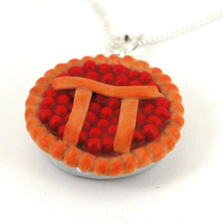 Pi pie necklace : cherry