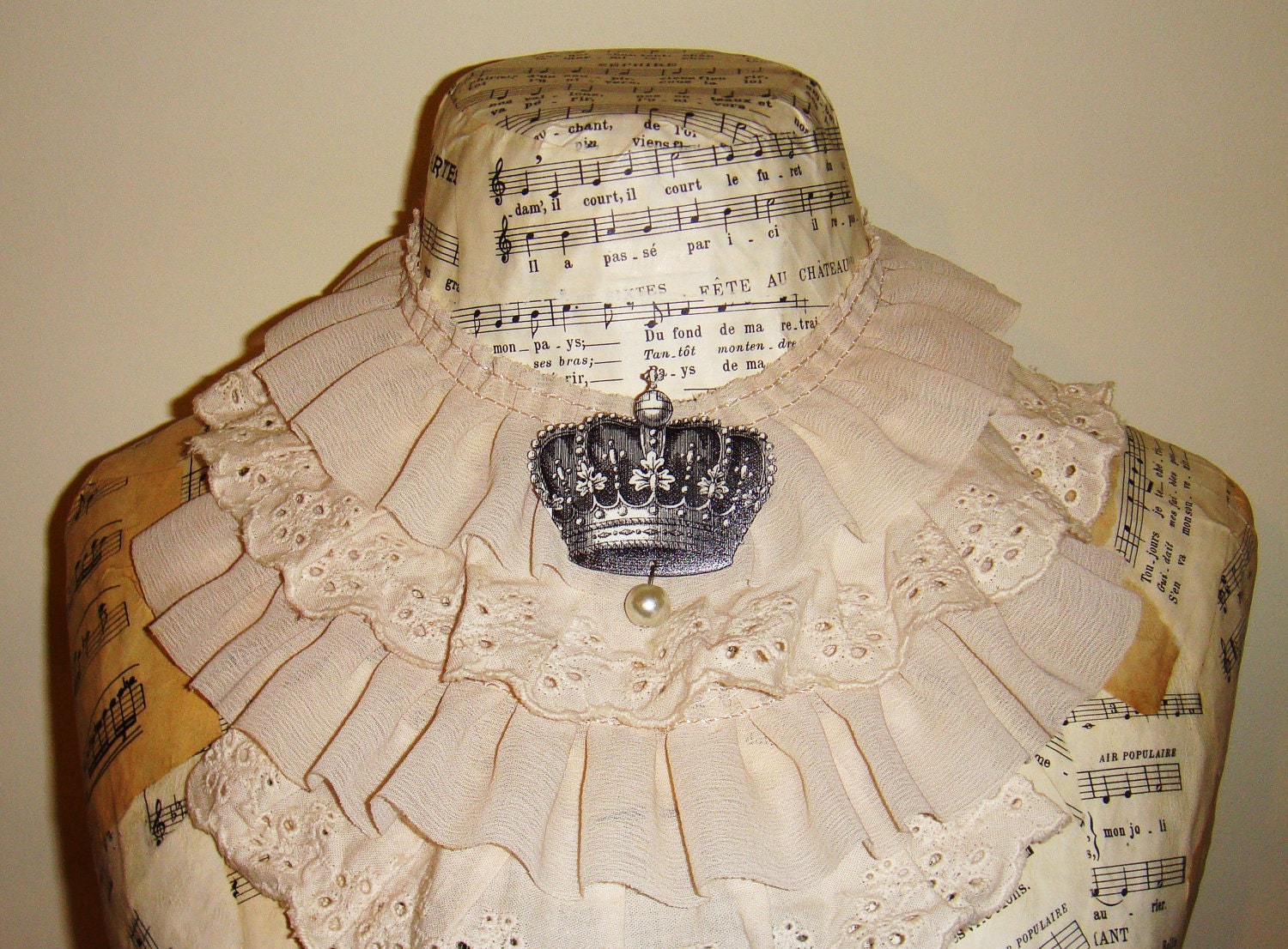 Victorian Royal Crown - Brooch