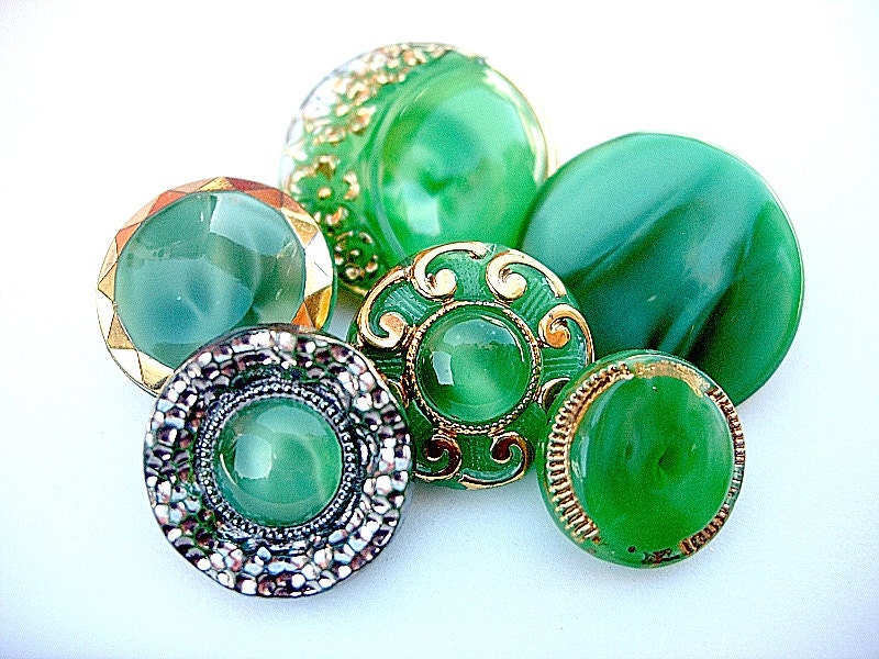 Pretty Lot of Various Vintage Green Moon Glow Glass Buttons