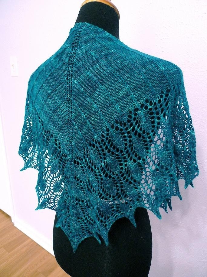 Peacock Shawlette - Knitting Pattern PDF