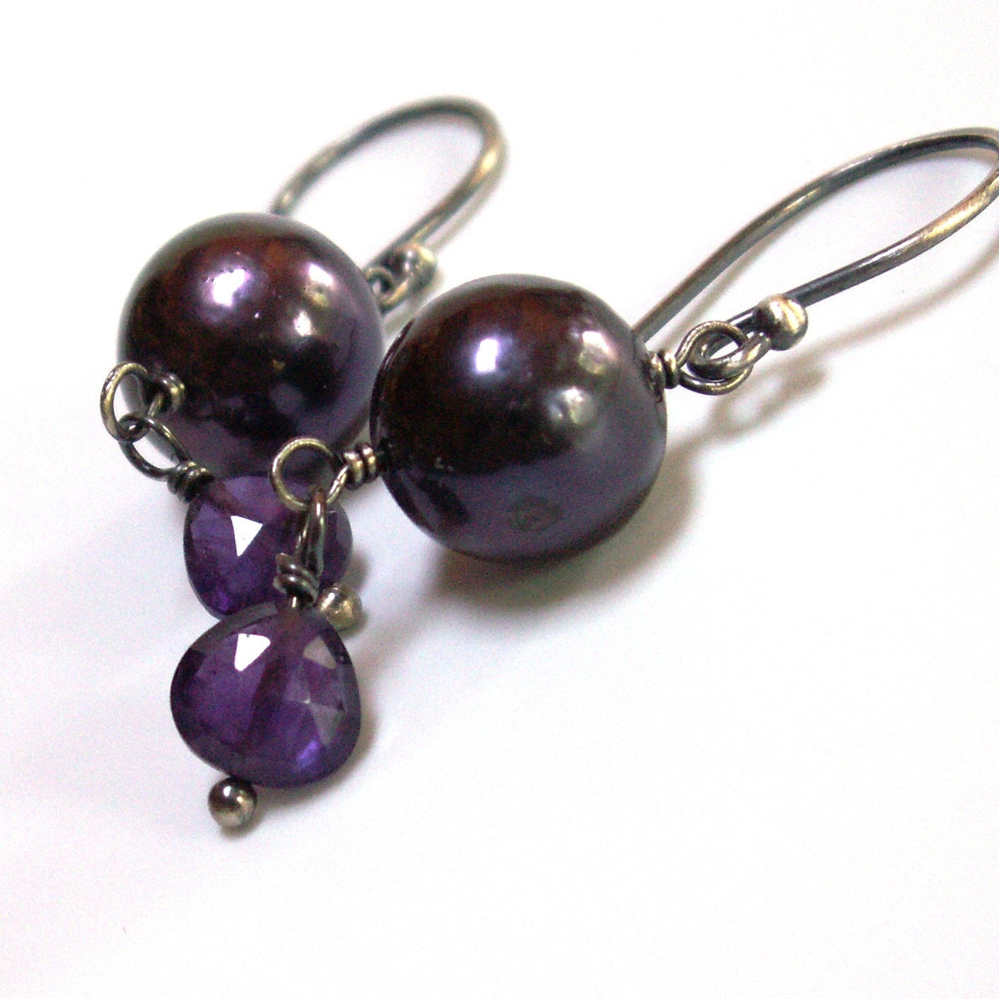 Peacock Pearl Dangle Earrings . Amethyst Earrings . Sterling Silver