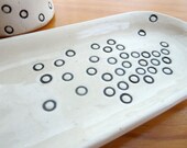 SALE ITEM - - Circles : Sushi Dish with Tea Cup Set (KISS - Pearl White)