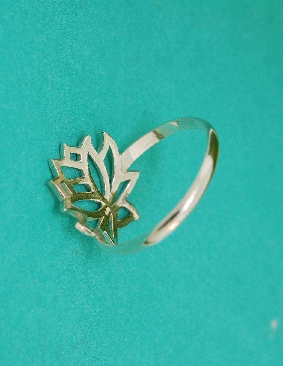 Full Lotus Flower Ring