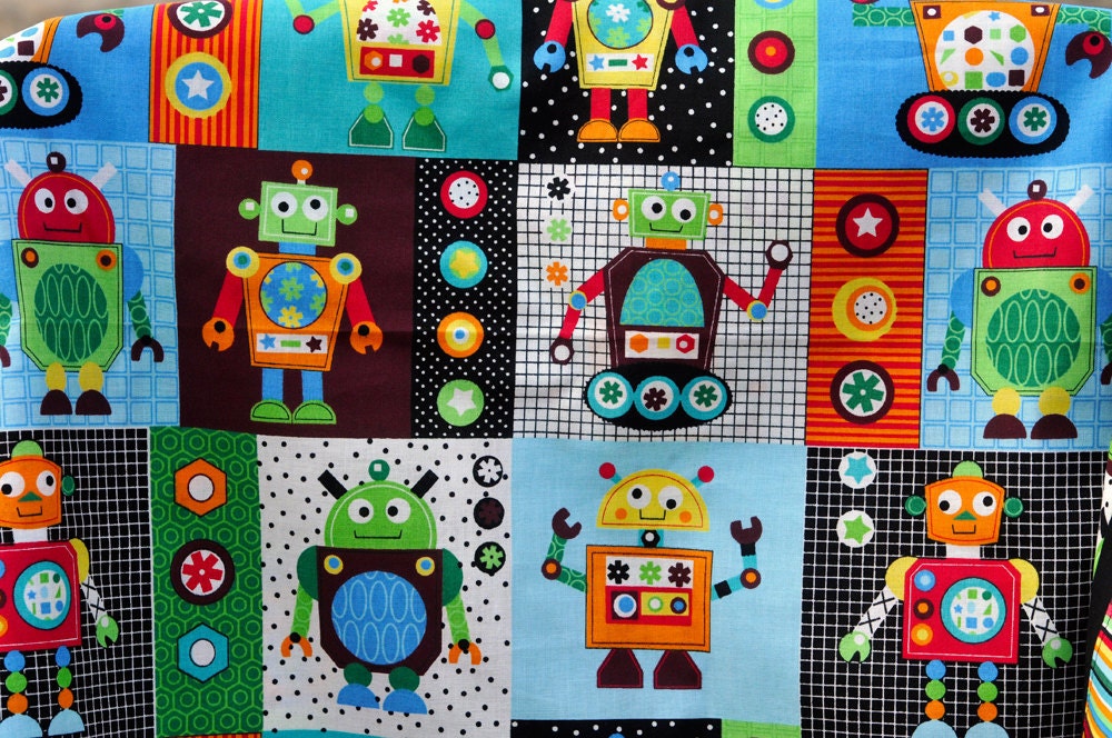 PLAYFUL ROBOTS, Standard Pillowcase, little boys bedroom bedding