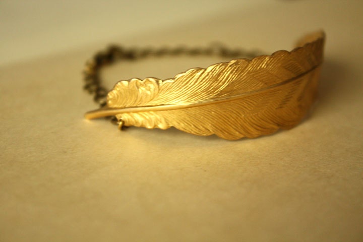 Feather Fly BRACELET