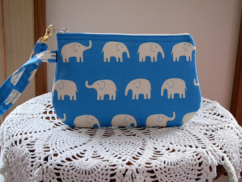Clutch Wristlet Zipper Gadget Pouch White Elephants on Parade