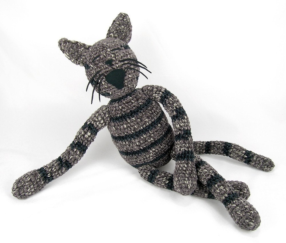 custom crocheted cat