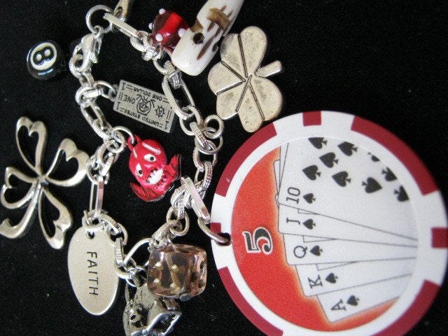 Luck Skull Charm Bracelet