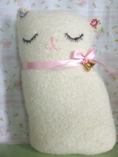 Soft Soothing Lavender Kitty- Medium