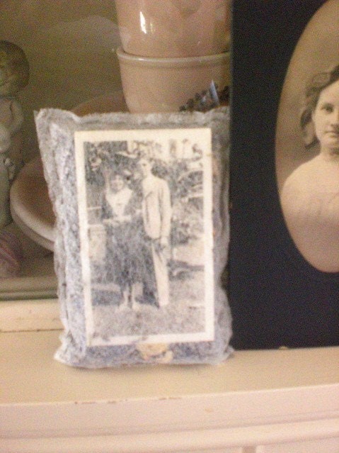 Vintage Photo Sachet