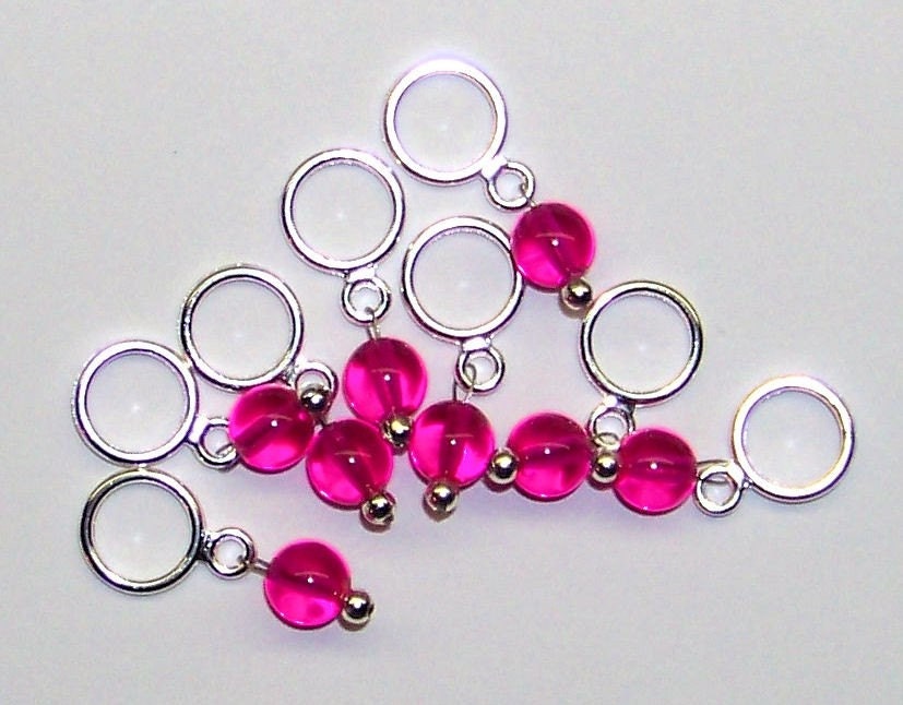 Fuschia Czech Glass Stitch Markers Small Ring SnagFree