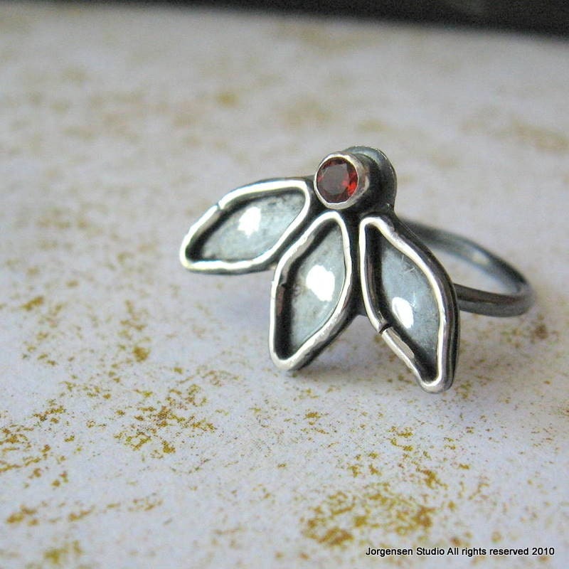Lotus Ring in Sterling with Garnet