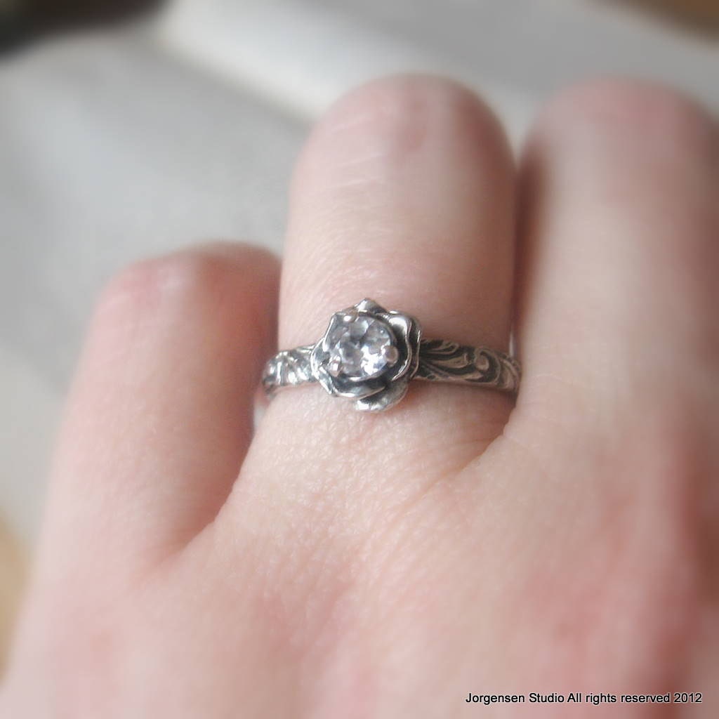 Flower 4mm Gemstone Sterling Silver Sweetest Ring