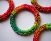 5 Cat Toys Rings in Carnival Colors