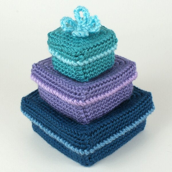 Gift Boxes PDF CROCHET PATTERN (set of 3 square nesting boxes)
