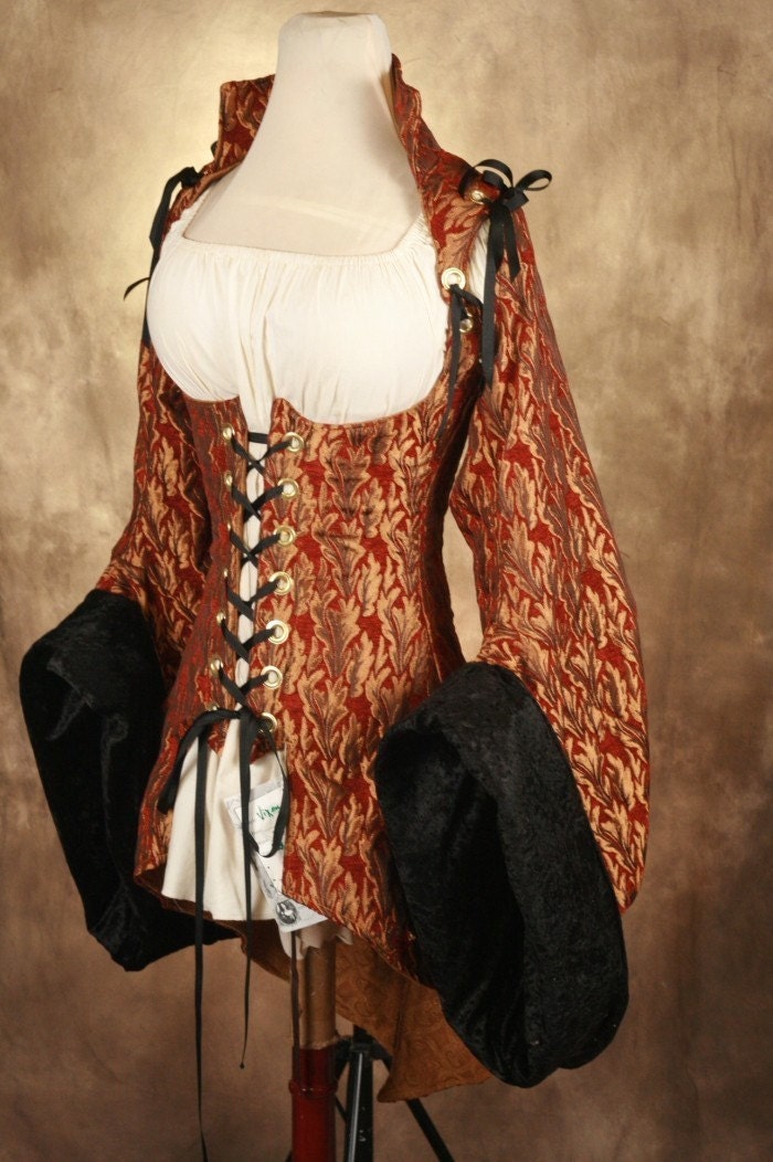 Was 279.99 now 229.99 Waist 32 to 34 Red Oak Leaf Vixen Pirate Coat