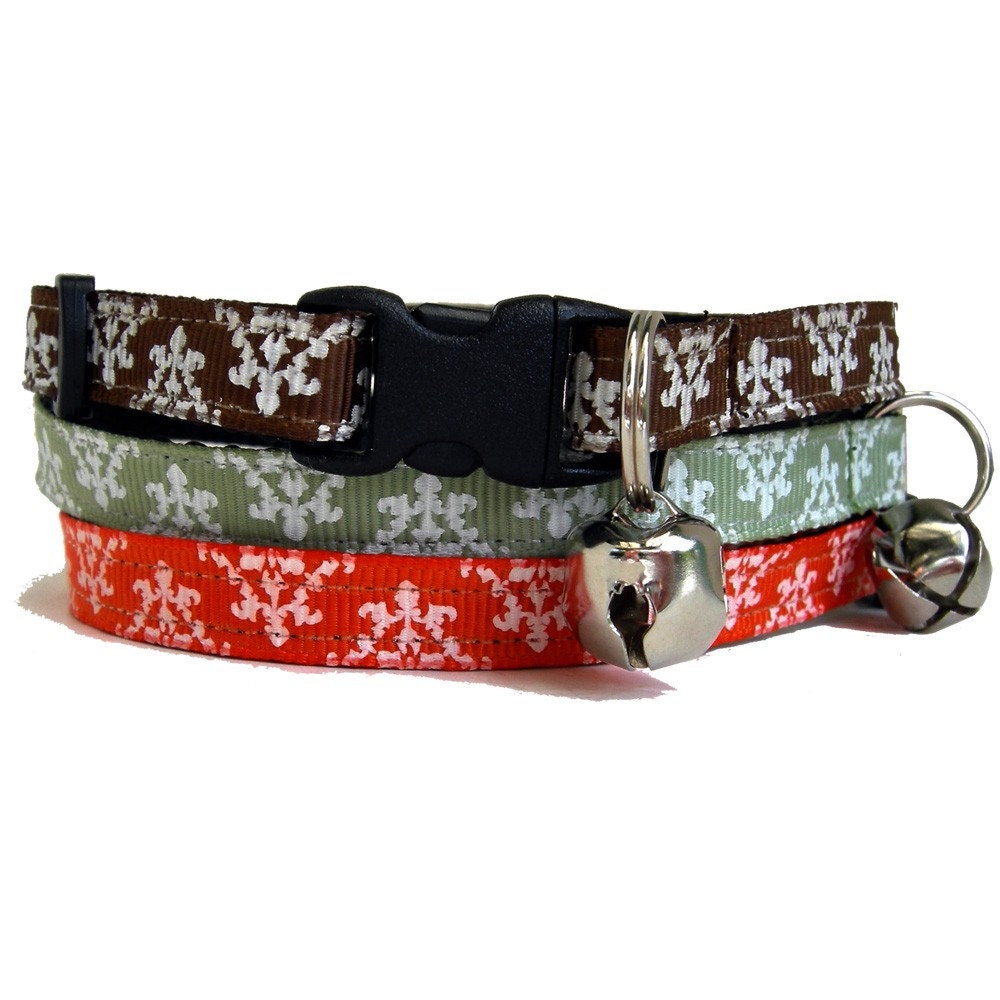 Damask Cat or Ferret Collars with breakaway safety buckle and detachable bell (Orange, Green, Brown)