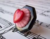 Vintage Button Ring--Queen of Hearts