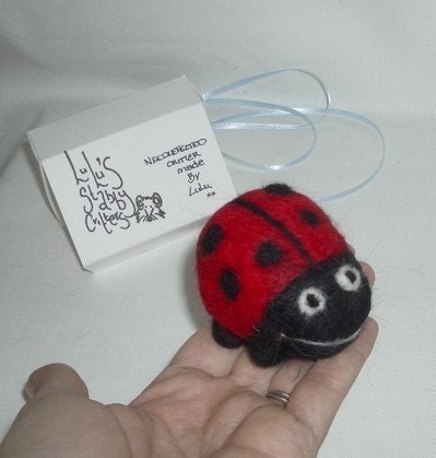 Lulus Stabby Pocket Critters - Needle felt ladybug