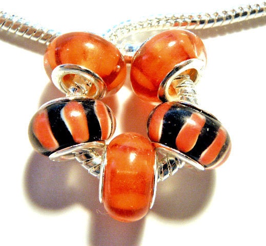 FREe SHIPPING European bead set orange black charms PBS925