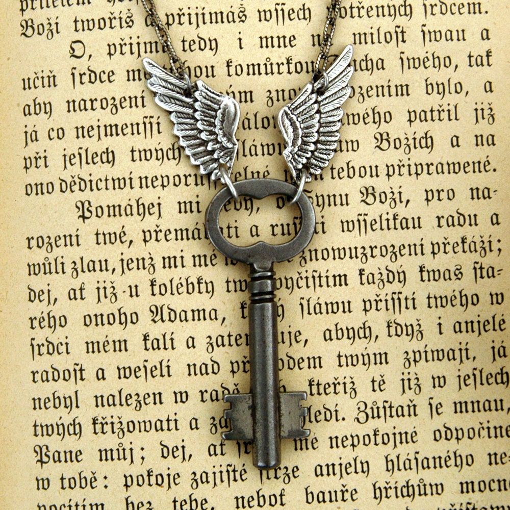 WInged Vintage Skeleton Key