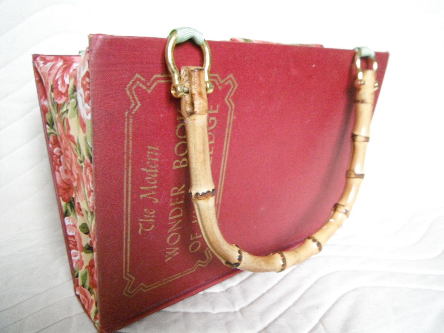 The Modern Wonder Book of Knowledge....Book Purse