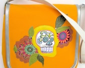 Muertos Messenger Bag