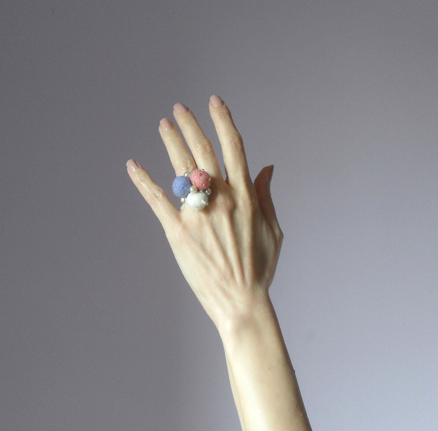 Felt balls Ring Pearls Lilac Salmon Ivory Handmade - ATOMIUM