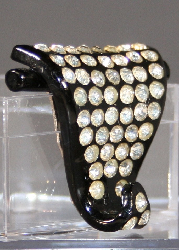 Black Bakelite Dress Clip