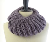 Knit Infinity Loop Scarf Neck Warmer in Lavender Gray Alpaca. Soft and Rustic. Spring and Winter Fashion Handmade in France.