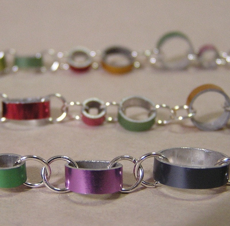 Needle chain link bracelet