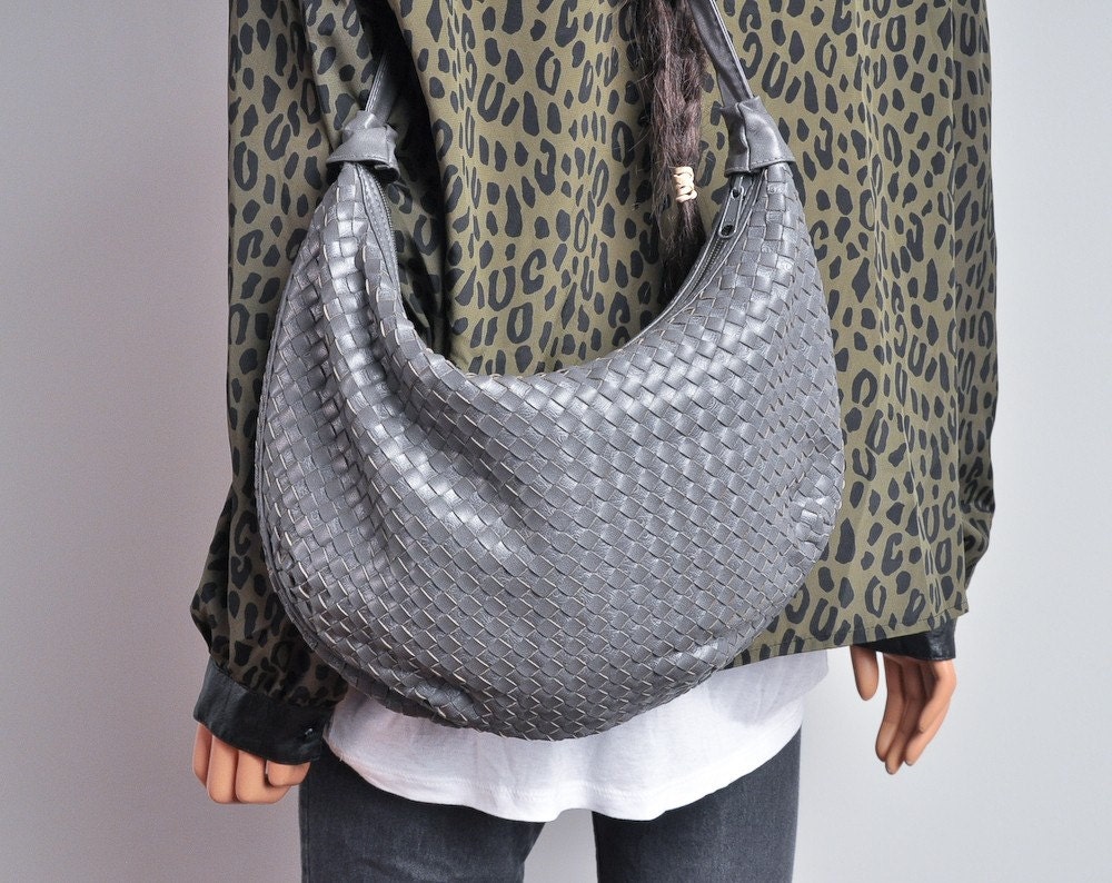 vintage gray woven slouch hobo bag