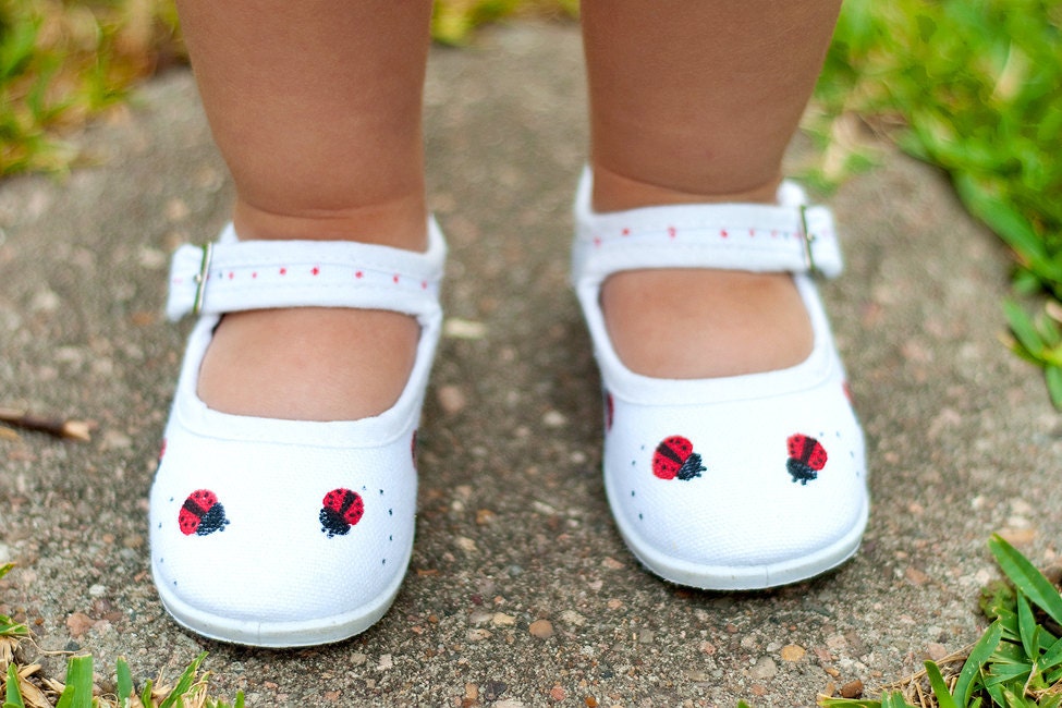 Ladybug shoes - Red ladybugs hand painted on white maryjane shoes for girls - infant, baby, toddler