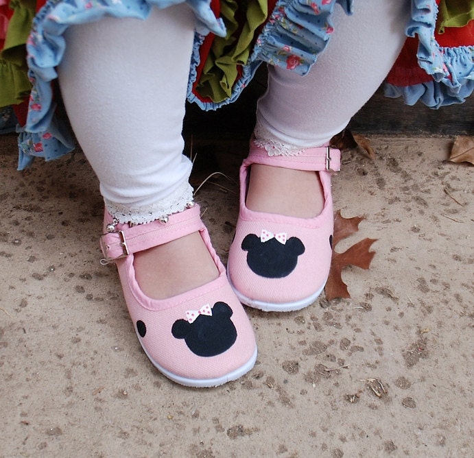 Children's Shoes - Pink MInnie Mouse inspired Buckle Maryjane Shoes, handpainted for girls, baby or toddler