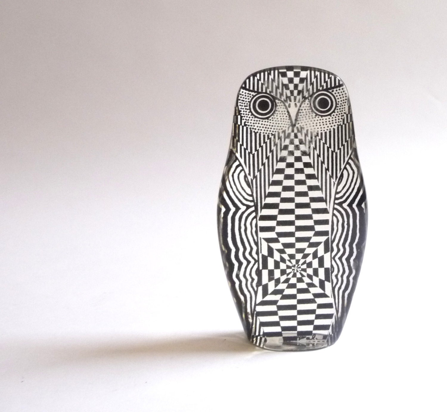 1970s Op Art Lucite Owl by Abraham Palatnik